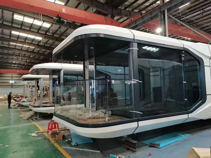 Capsule House